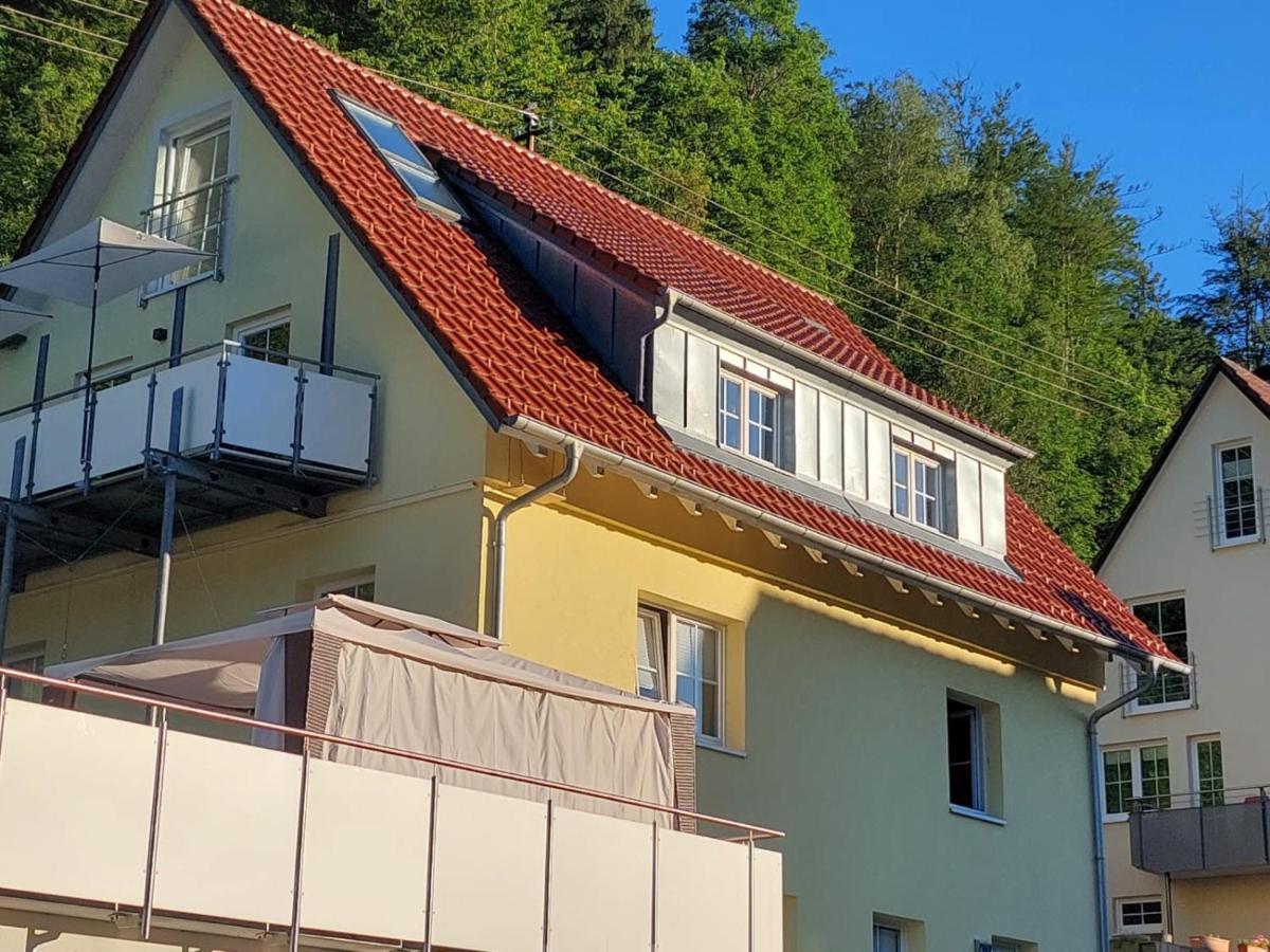 Apartement Am Waldrand Bad Wildbad Εξωτερικό φωτογραφία