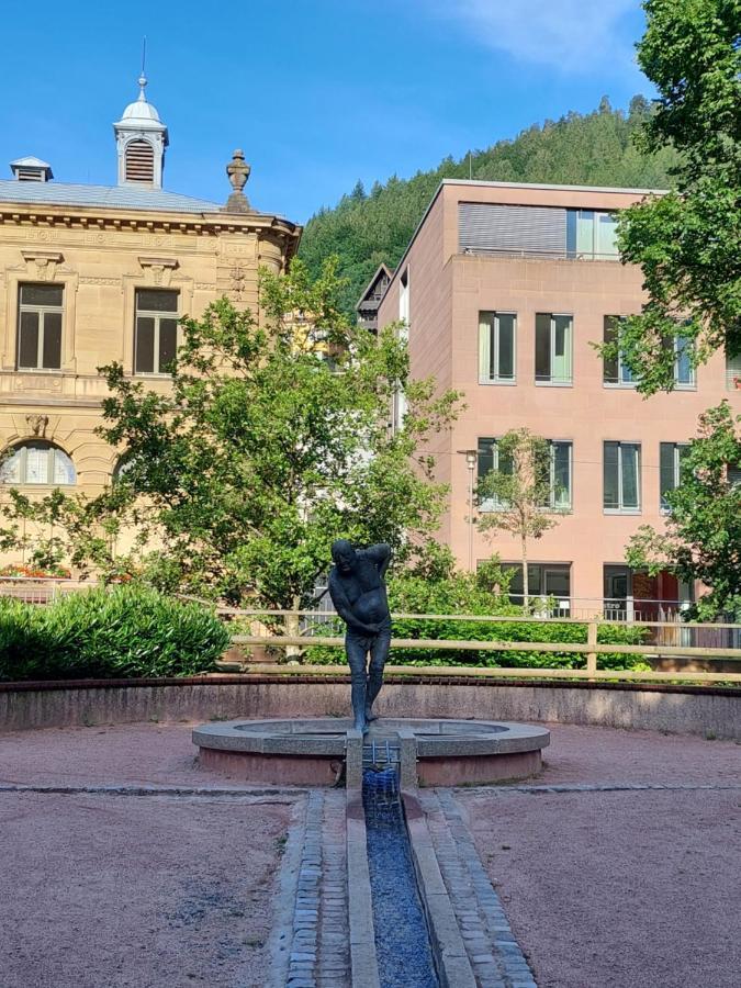 Apartement Am Waldrand Bad Wildbad Εξωτερικό φωτογραφία